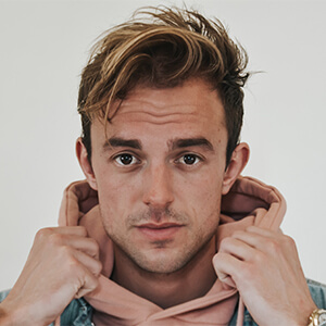 دليل الحرفيين في مصر علي تطبيق حرفيَّ